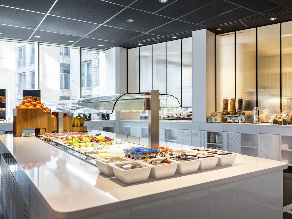 Mercure Amsterdam North Station