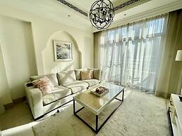 Luxurious Stay in Dubai Downtown