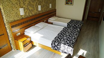 Atlas Hotel