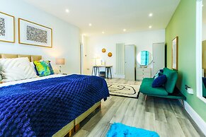Beachcliff Hotel and Apartments