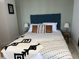 Beachcliff Hotel and Apartments
