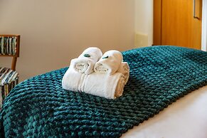 Beachcliff Hotel and Apartments