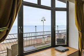 Beachcliff Hotel and Apartments