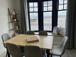 Beachcliff Hotel and Apartments