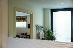 Beachcliff Hotel and Apartments