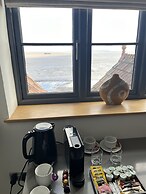 Beachcliff Hotel and Apartments