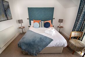 Beachcliff Hotel and Apartments