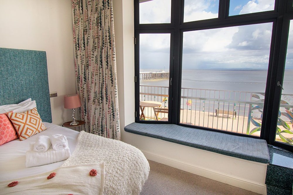 Beachcliff Hotel and Apartments
