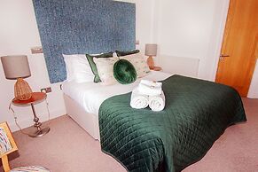 Beachcliff Hotel and Apartments