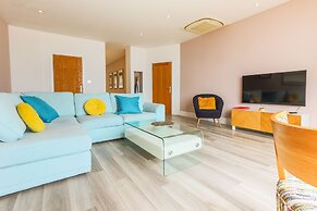 Beachcliff Hotel and Apartments