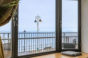 Beachcliff Hotel and Apartments