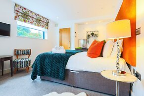 Beachcliff Hotel and Apartments