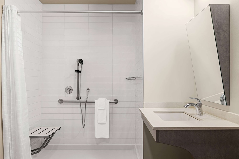Microtel Inn & Suites Montreal Airport - Dorval QC