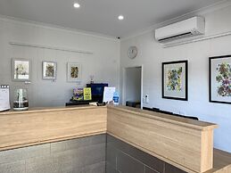 Metropolitan Hotel Orange