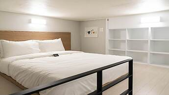 Parkview Terrace Hotel