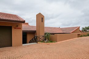 Villa Rentals 14309