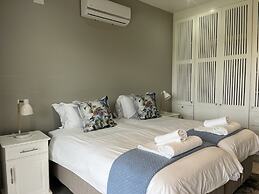 Villa Rentals 14309