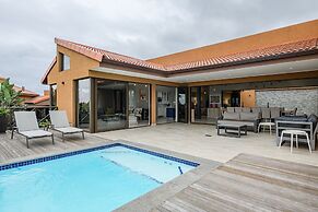 Villa Rentals 14309