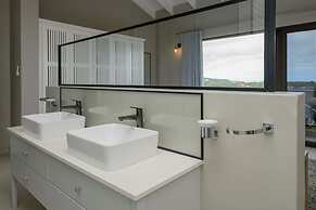 Villa Rentals 14309