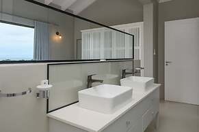 Villa Rentals 14309