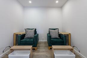 Villa Rentals 14309