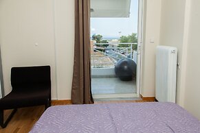 Modern apt.with sea view in Glyfada