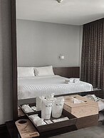 The One Hotel