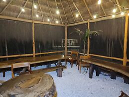 Aldea Maya-Ha Cabañas con cenotes