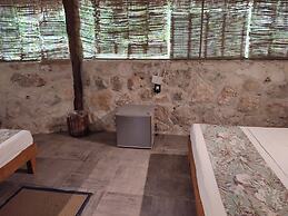 Aldea Maya-Ha Cabañas con cenotes