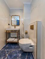 Porta Romanos Hotel