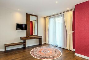 Porta Romanos Hotel