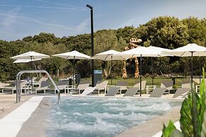 Luxury Beach Villas Porto Bus