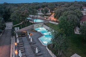 Luxury Beach Villas Porto Bus