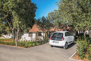 Luxury Beach Villas Porto Bus
