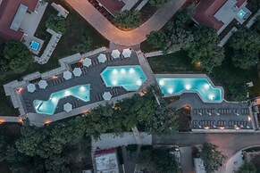 Luxury Beach Villas Porto Bus