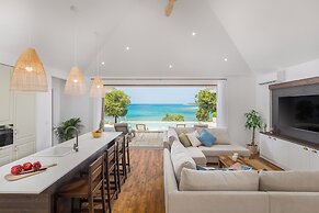 Luxury Beach Villas Porto Bus