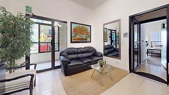 Hotel Tau Art Residence