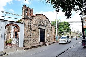 Hotel Tau Art Residence