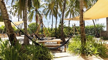 Éteka Slow Beach Hotel
