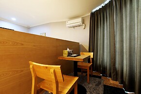 White Tourist Hotel