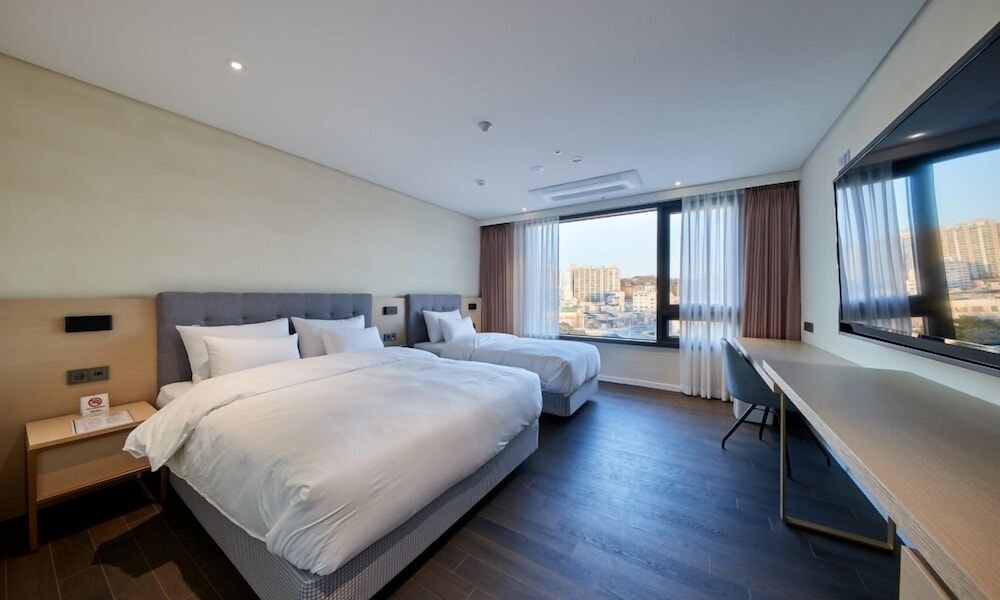 Gwangju H1 Hotel