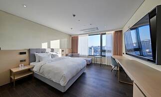 Gwangju H1 Hotel