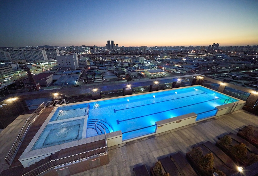 Gwangju H1 Hotel
