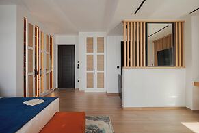 Cresanto Luxury Suites