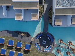 Cresanto Luxury Suites