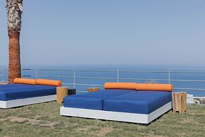 Cresanto Luxury Suites