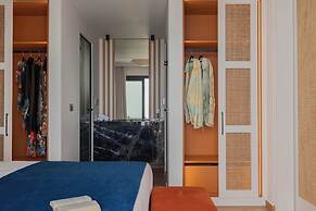 Cresanto Luxury Suites