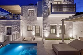 GrandeMar Suites
