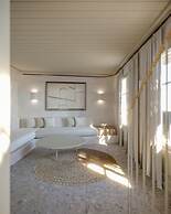GrandeMar Suites