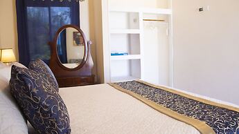 Blue Shores  Hideaway